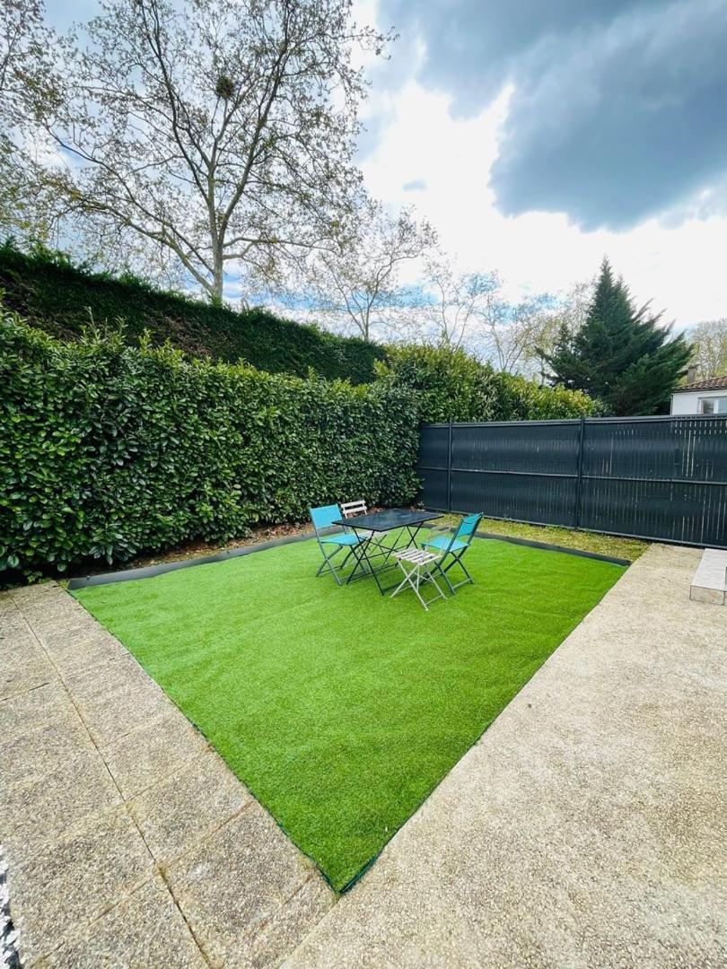 Apartamento Le Camille Charming With Garden 5 Min Chu Poitiers Exterior foto