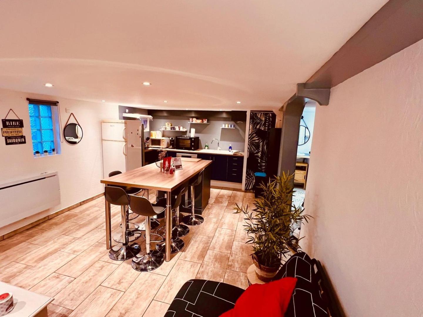 Apartamento Le Camille Charming With Garden 5 Min Chu Poitiers Exterior foto